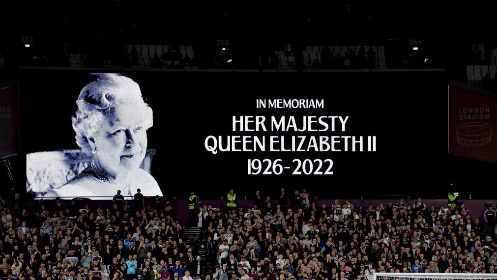 Premier League retorna com jogos adiados por funeral de Elizabeth