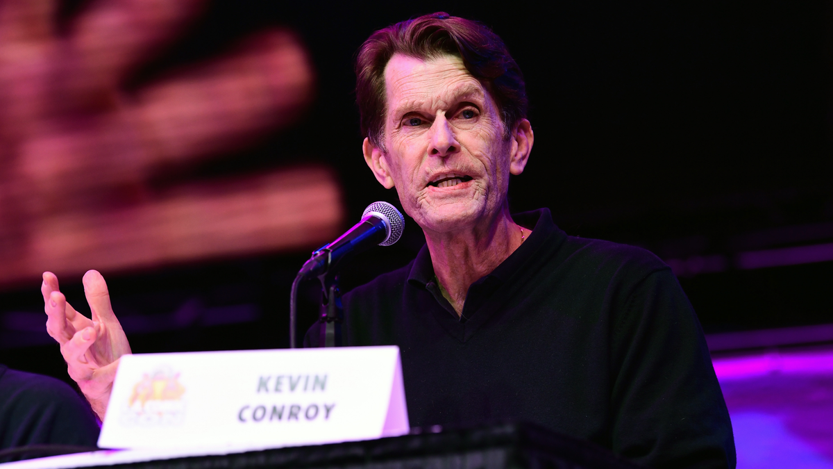Kevin Conroy, dublador icônico do Batman, morre aos 66 anos